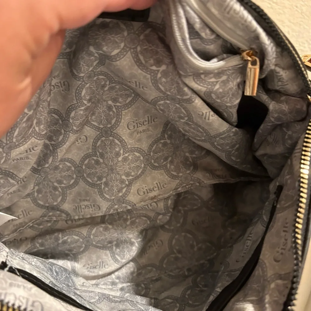 Giselle Paris Black Ruched Shoulder Bag - Picture 5 of 7
